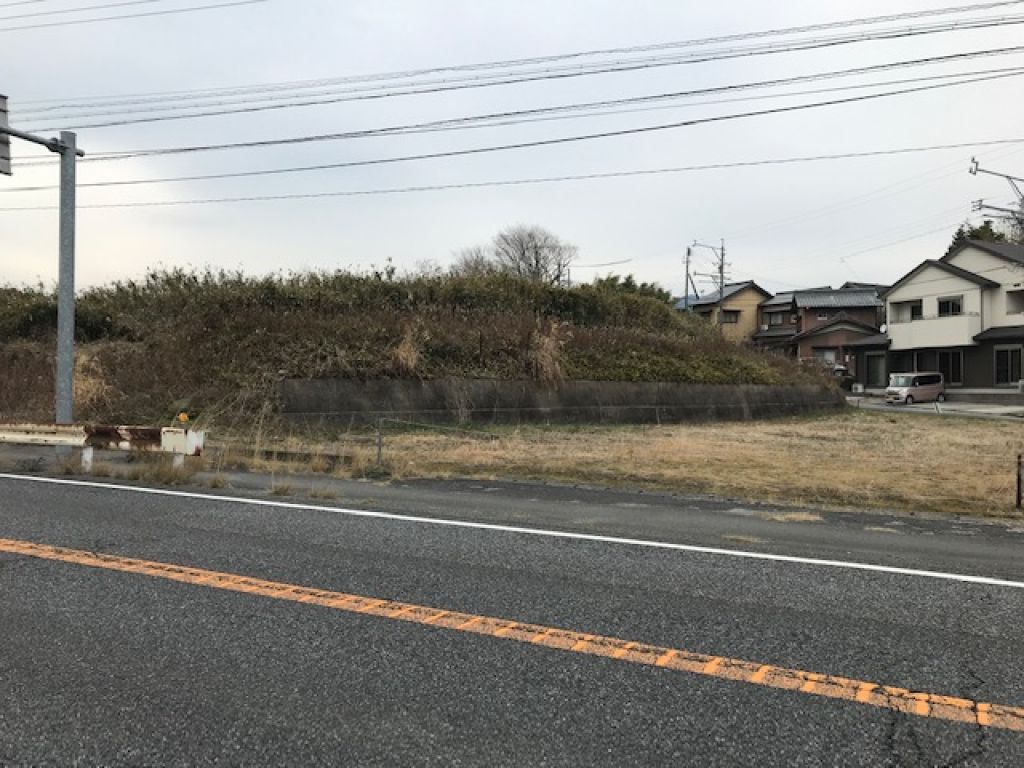 亀山市関町木崎事業用地